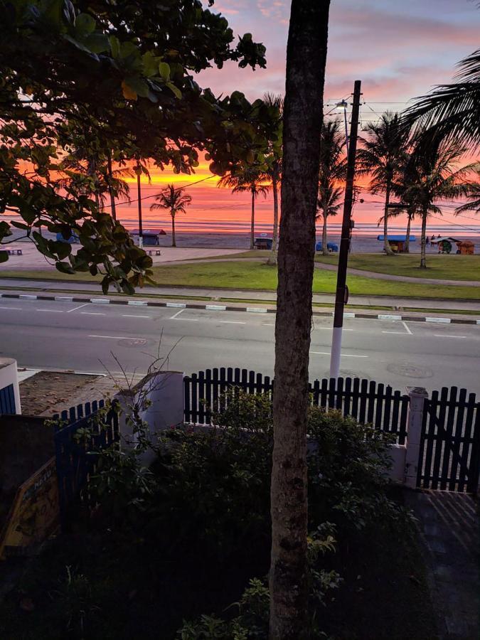 Casa C Churrasq E Wifi, Frente Ao Mar Бертиога Екстериор снимка