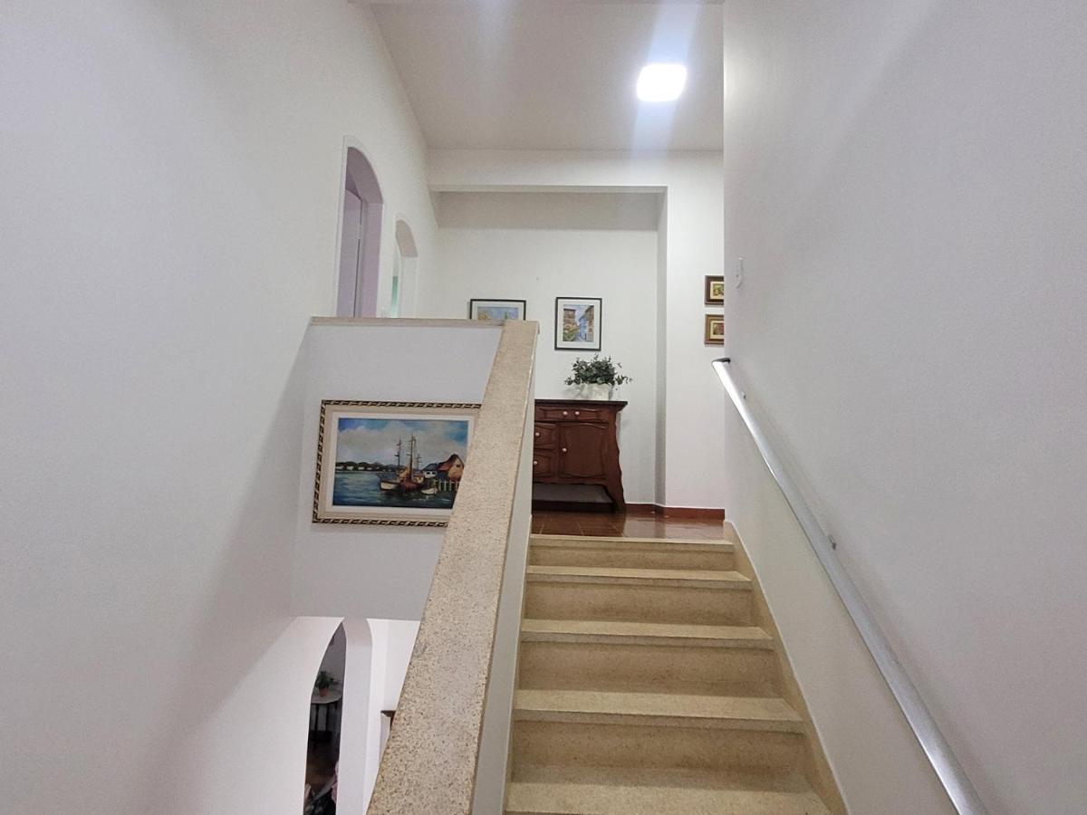 Casa C Churrasq E Wifi, Frente Ao Mar Бертиога Екстериор снимка